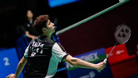 色的中后卫 色的中后卫